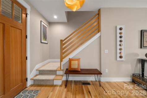 24 Acadia Drive Asheville NC 28806