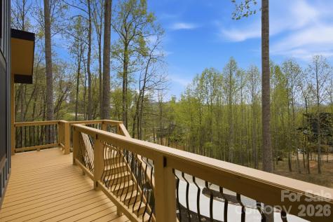 276 Coopers Drive Hendersonville NC 28739