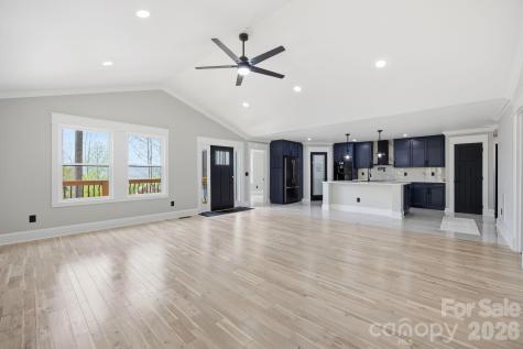 276 Coopers Drive Hendersonville NC 28739