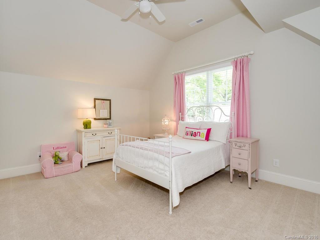 2627 Idlewood Circle Charlotte NC 28209
