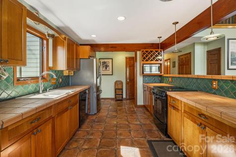 144 Hilltop Road Black Mountain NC 28711