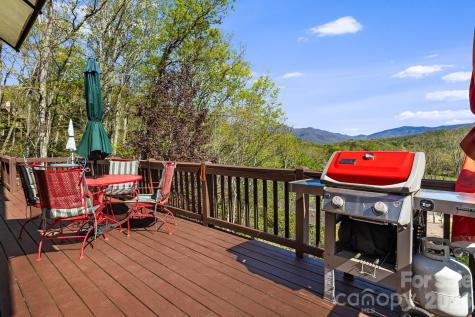 144 Hilltop Road Black Mountain NC 28711