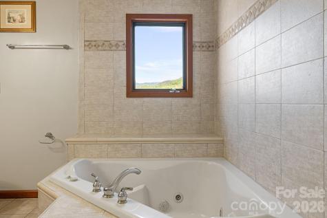 144 Hilltop Road Black Mountain NC 28711
