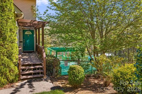 144 Hilltop Road Black Mountain NC 28711