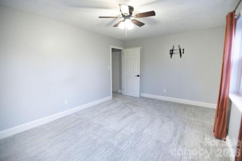 2727 N Moore Road Robbins NC 27325