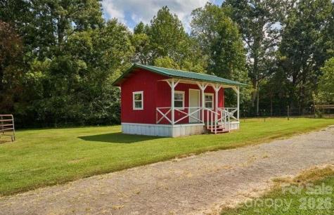 2727 N Moore Road Robbins NC 27325