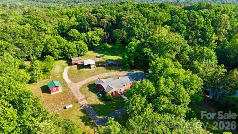 2727 N Moore Road Robbins NC 27325