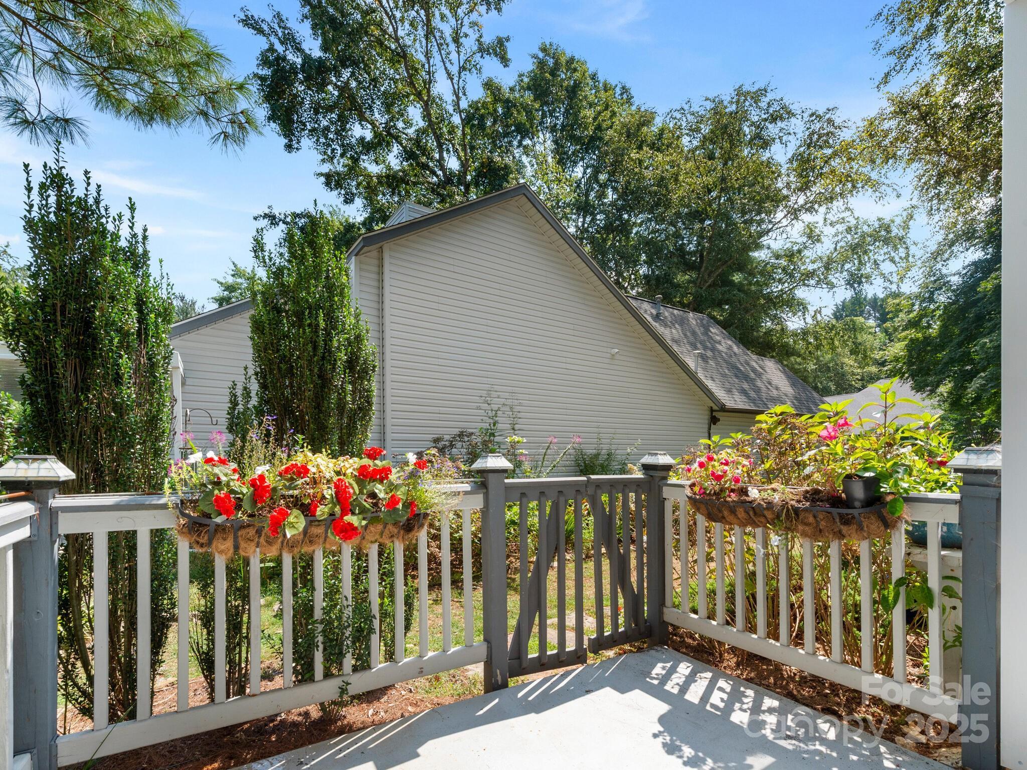 110 Cimarron Drive Asheville NC 28803