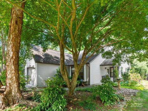 110 Cimarron Drive Asheville NC 28803