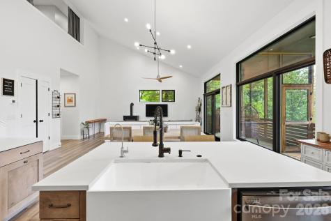 40 Malvern Walk Asheville NC 28806