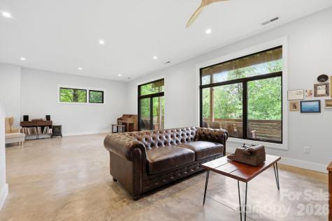40 Malvern Walk Asheville NC 28806