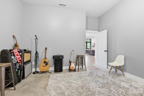 40 Malvern Walk Asheville NC 28806