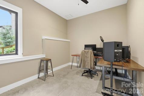 40 Malvern Walk Asheville NC 28806