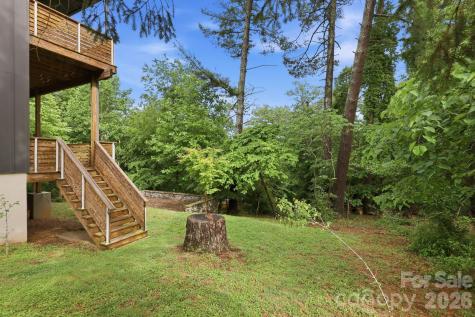 40 Malvern Walk Asheville NC 28806
