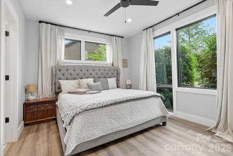 40 Malvern Walk Asheville NC 28806