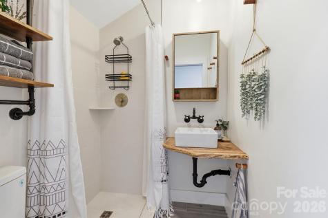 40 Malvern Walk Asheville NC 28806