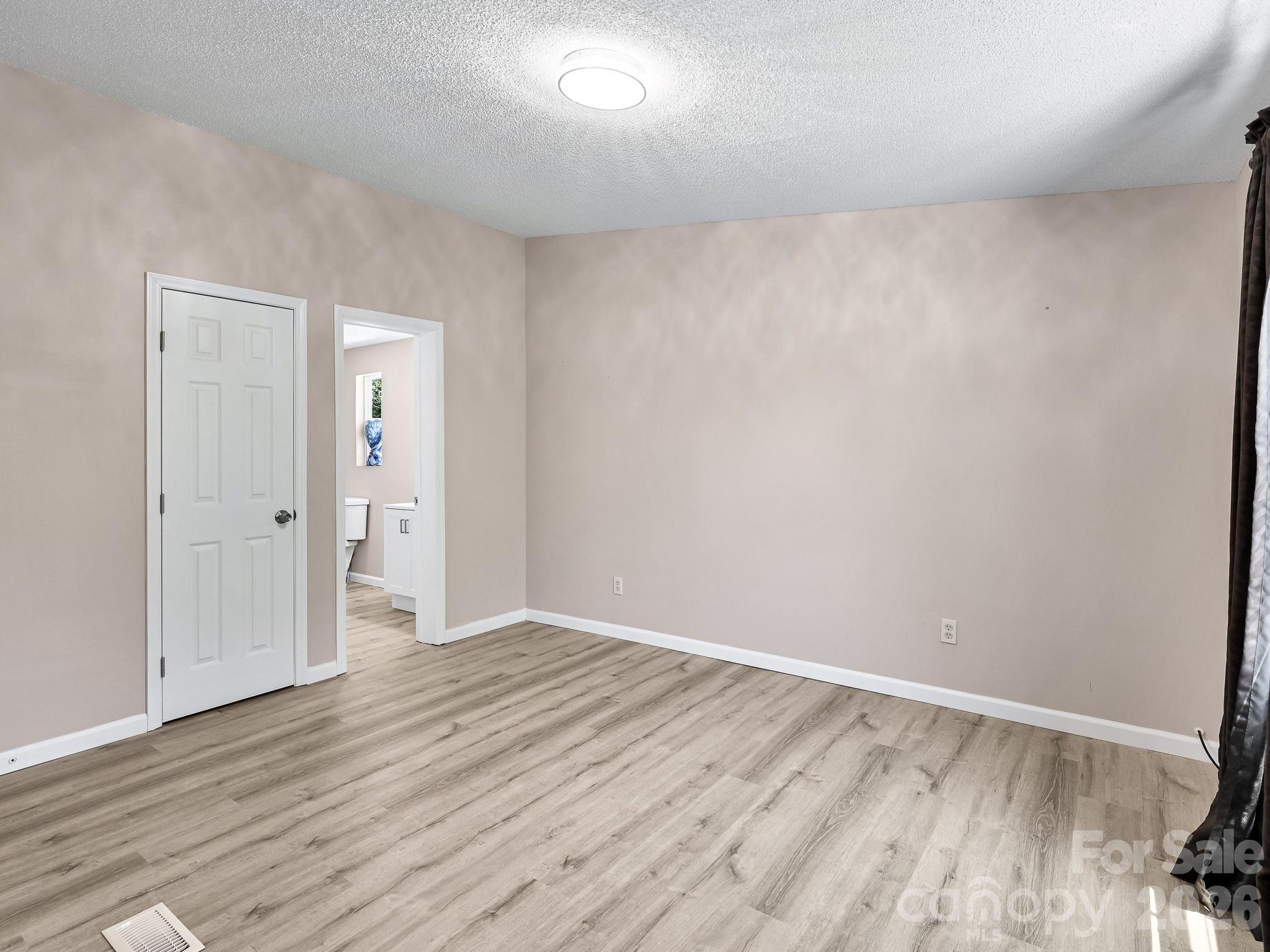 2275 Lamb Mountain Road Hendersonville NC 28792