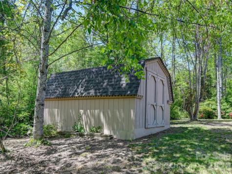 2275 Lamb Mountain Road Hendersonville NC 28792