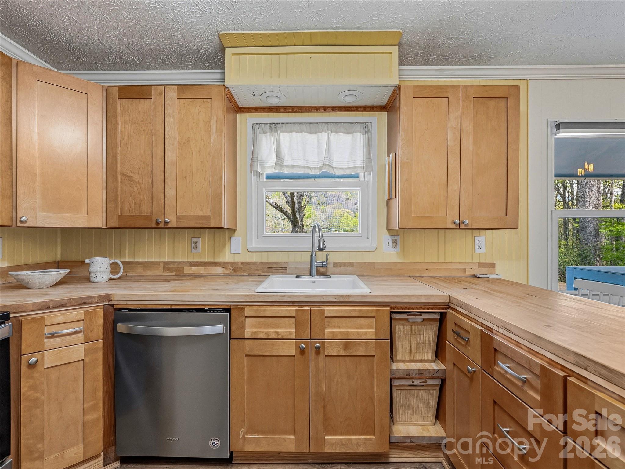 36 Dogwood Drive Maggie Valley NC 28751