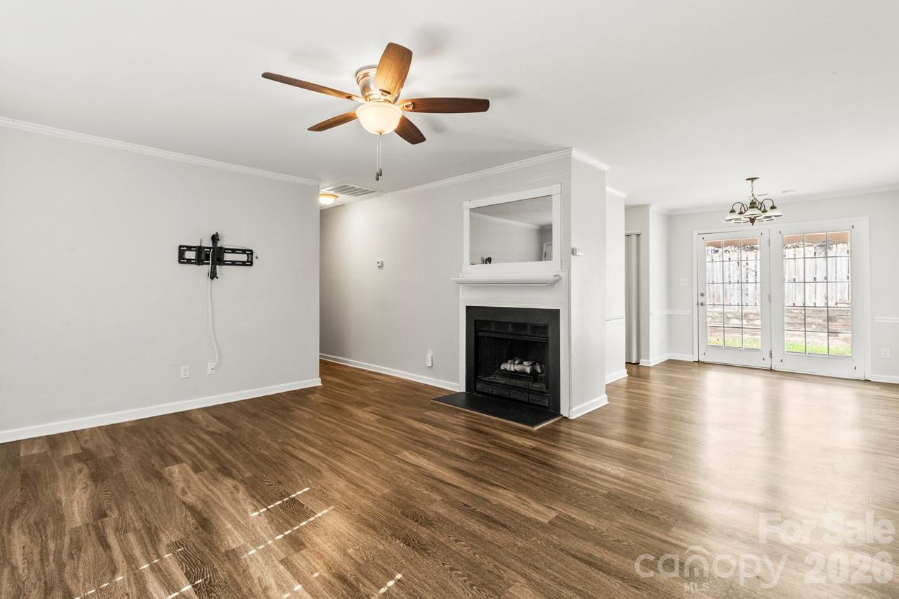6041 Crape Myrtle Lane Charlotte NC 28216
