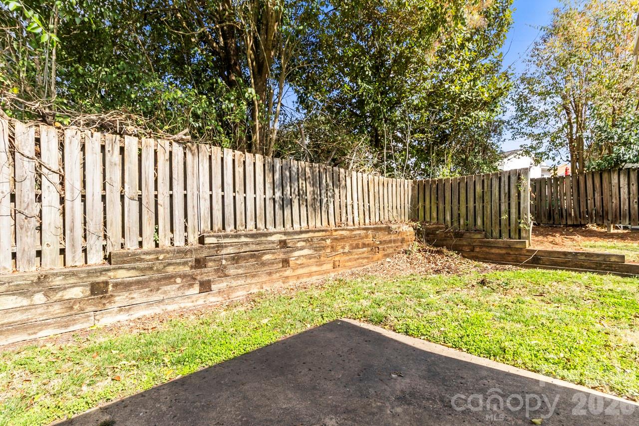 6041 Crape Myrtle Lane Charlotte NC 28216