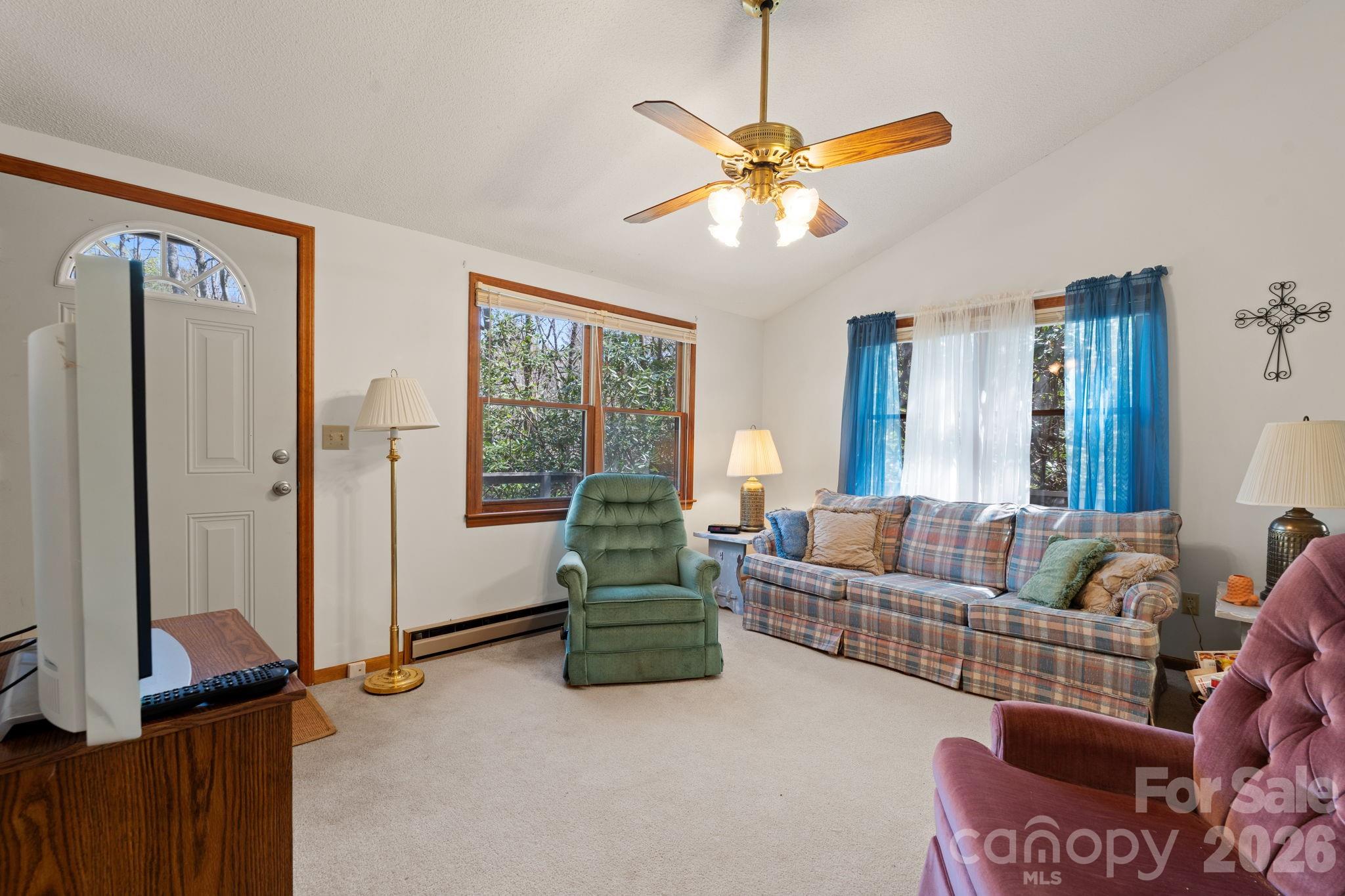 8977 Rose Hollow Avenue Newland NC 28657