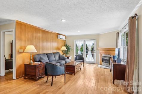 401 Lower Grassy Branch Road Asheville NC 28805