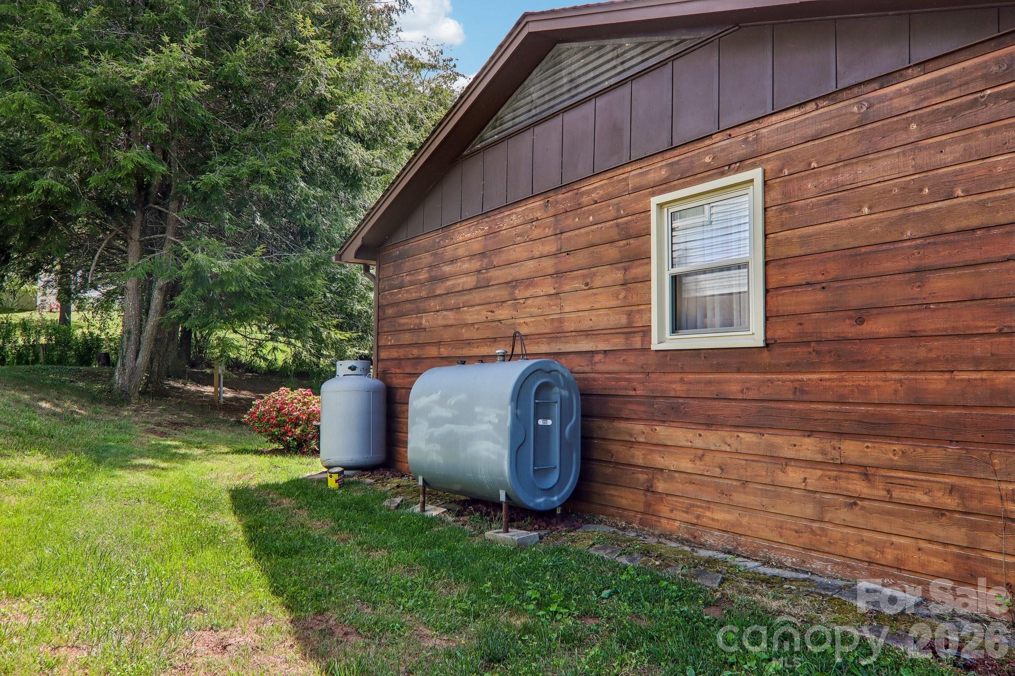 401 Lower Grassy Branch Road Asheville NC 28805