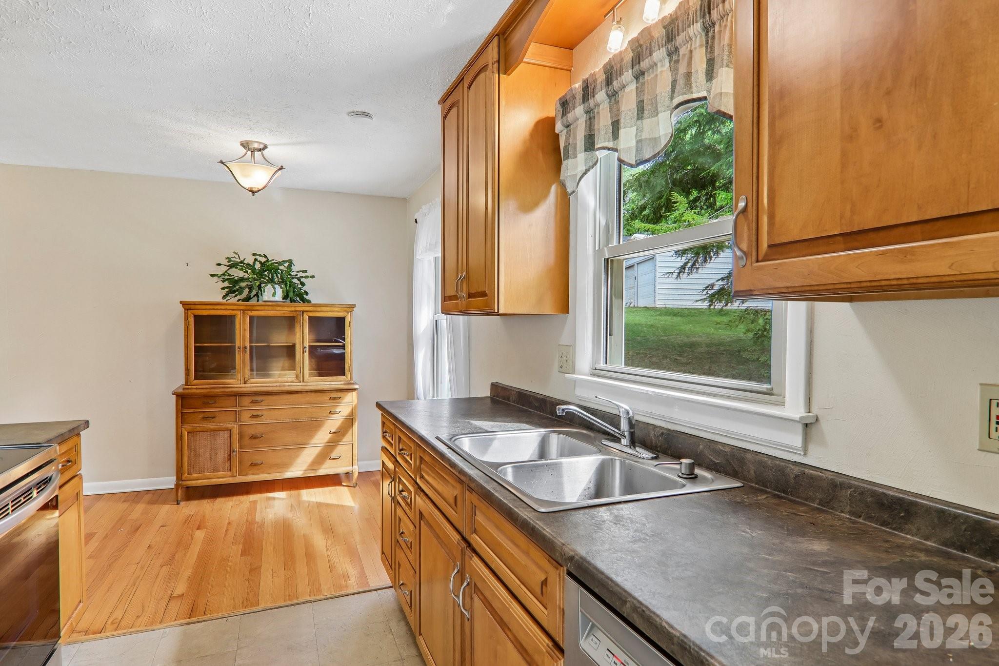 401 Lower Grassy Branch Road Asheville NC 28805