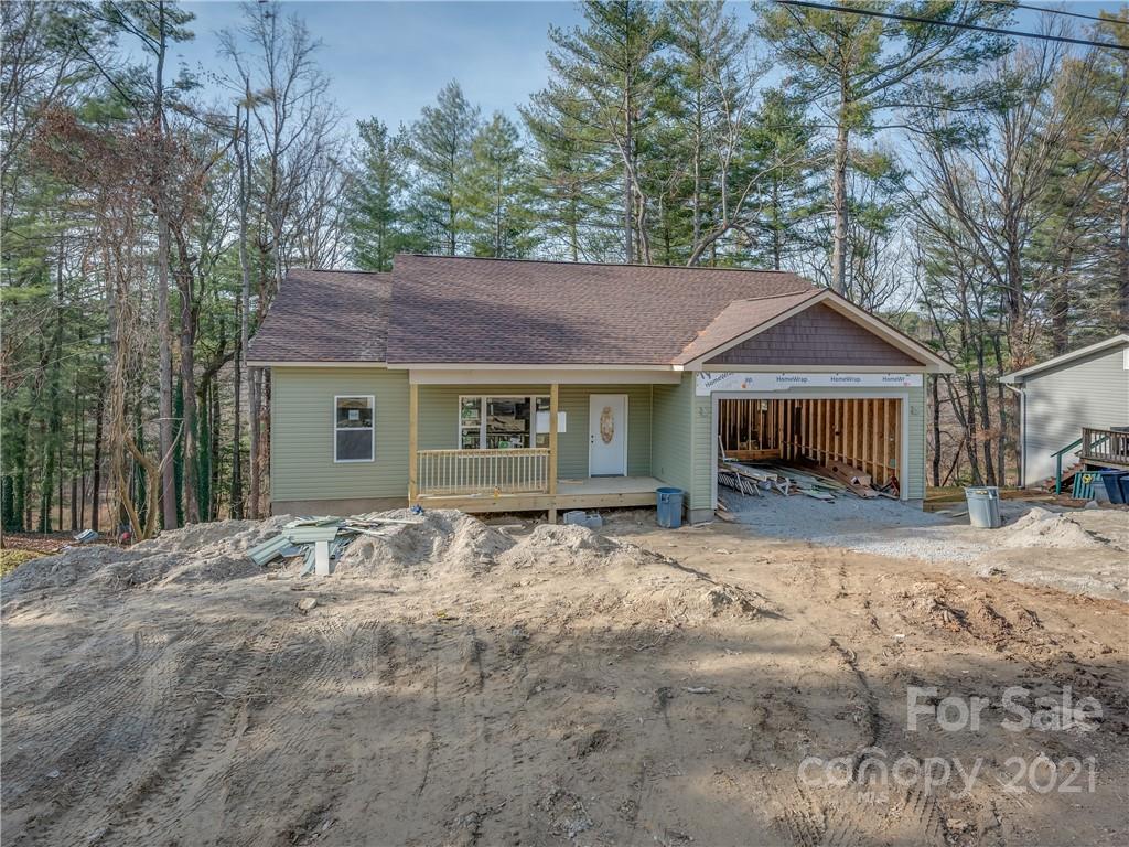 181 Plantation Drive Hendersonville NC 28792