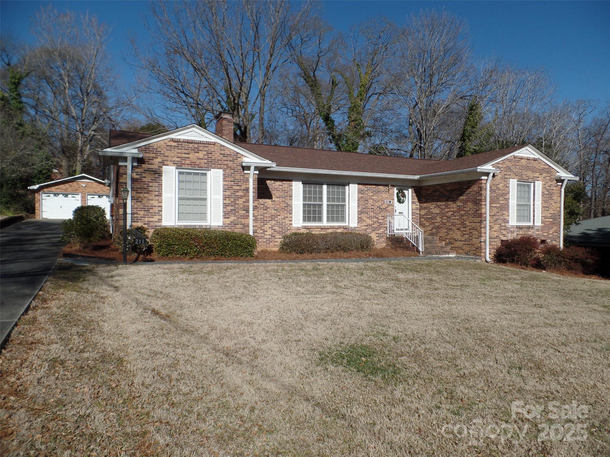 211 Walnut Avenue Mount Holly NC 28120