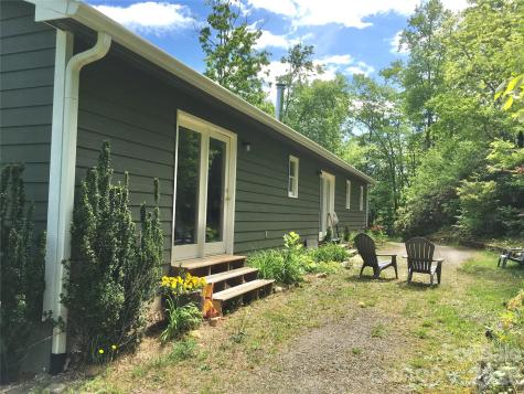 73 The Old Run Road Fairview NC 28730