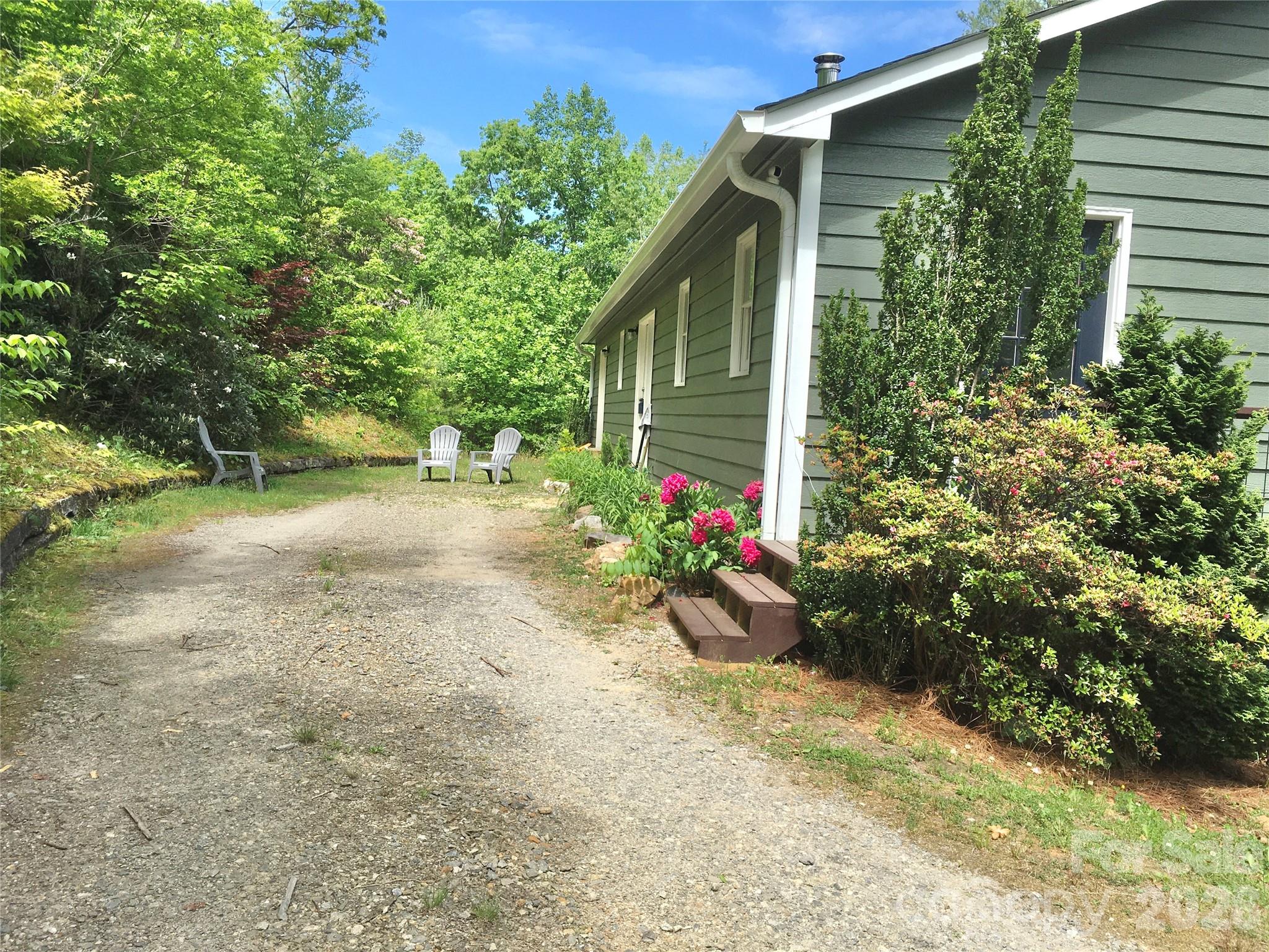 73 The Old Run Road Fairview NC 28730