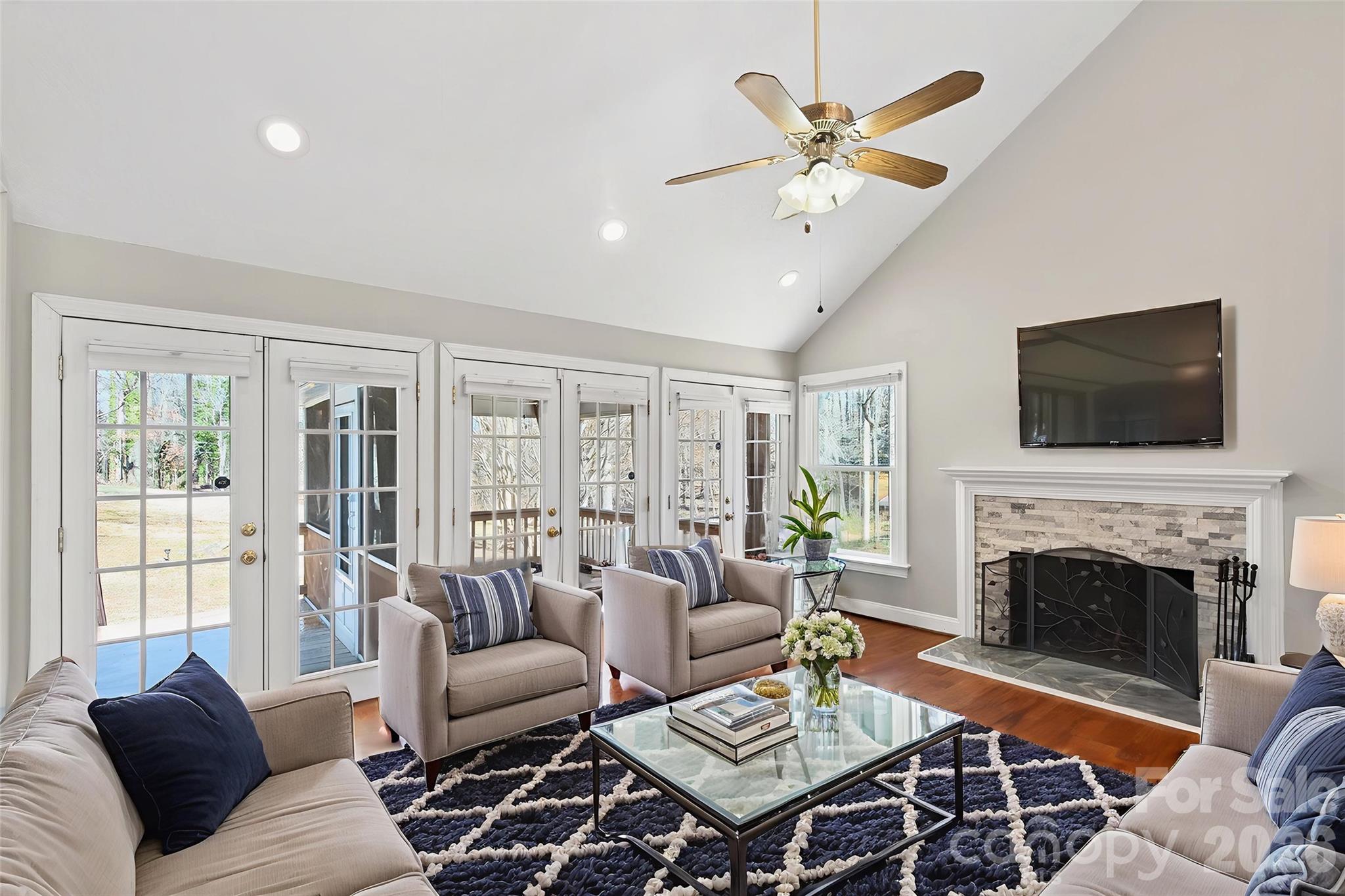 4711 Mountain Point Lane Charlotte NC 28216