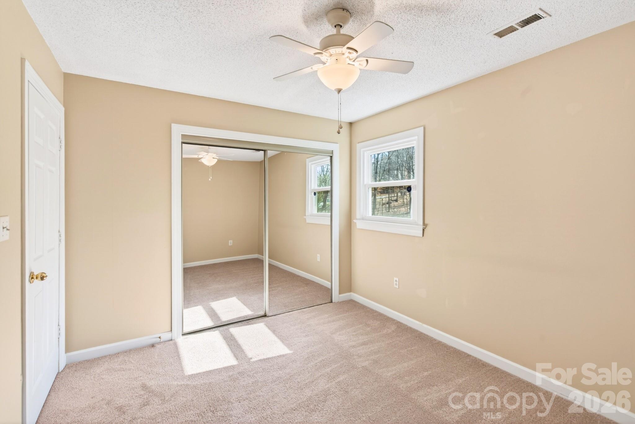 4711 Mountain Point Lane Charlotte NC 28216