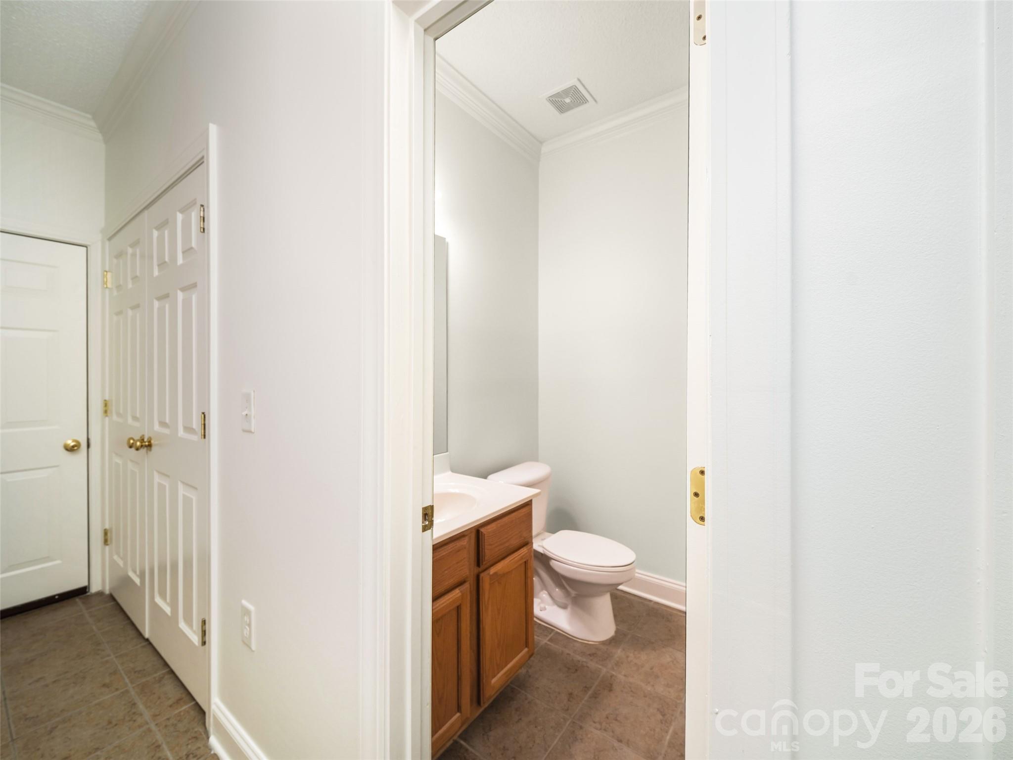 876 W Pointe Drive Asheville NC 28806