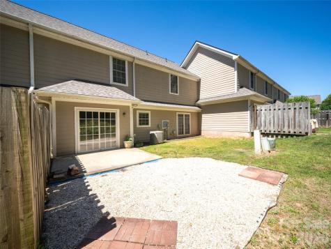 876 W Pointe Drive Asheville NC 28806