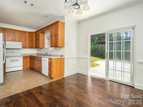 876 W Pointe Drive Asheville NC 28806
