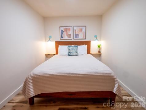 1048 Jenkins Valley Road Alexander NC 28701