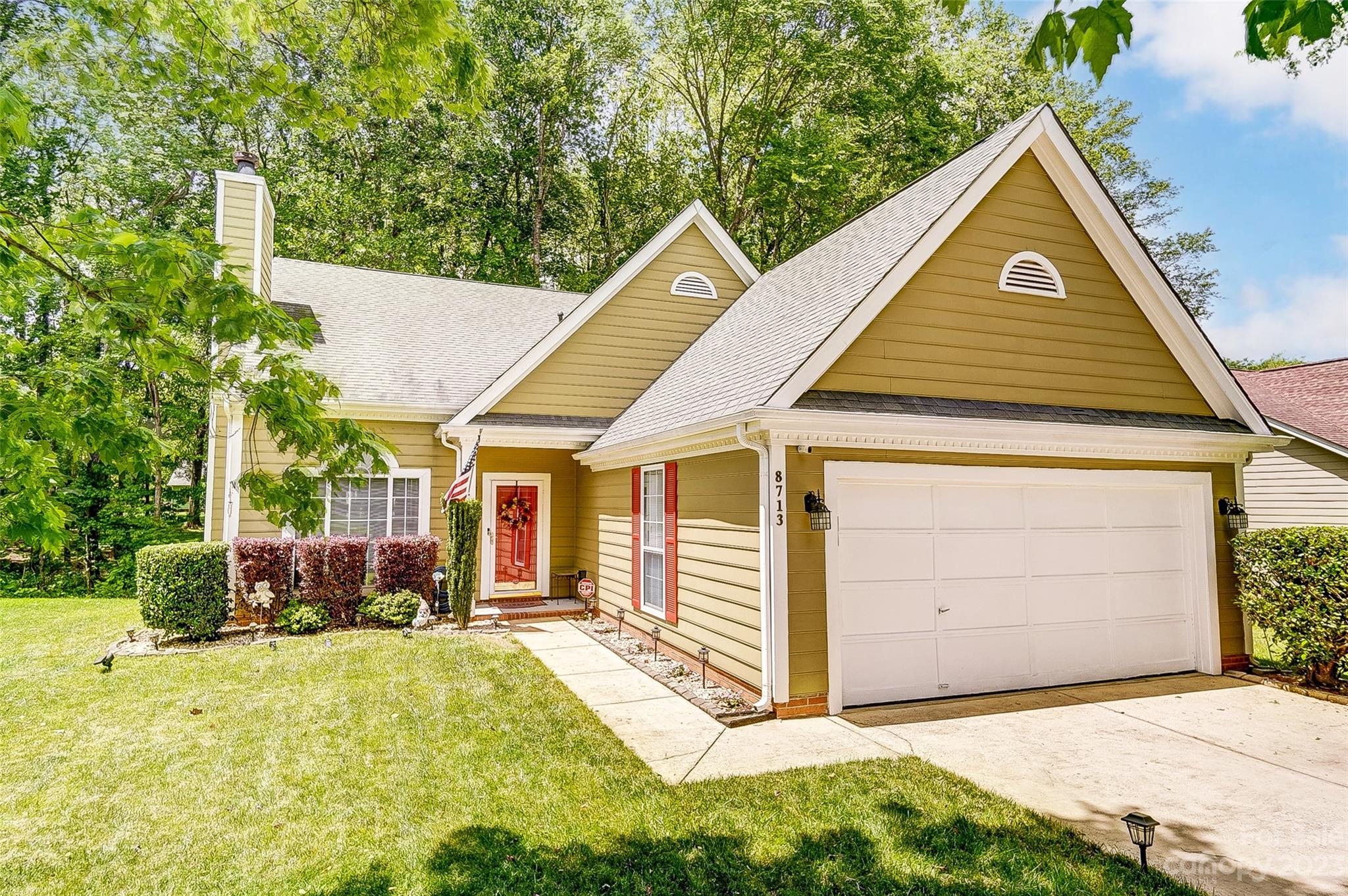 8713 Kirkley Glen Lane Charlotte NC 28215