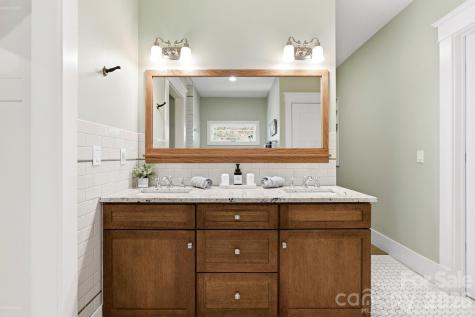 31 Ashbrook Meadows Fletcher NC 28732