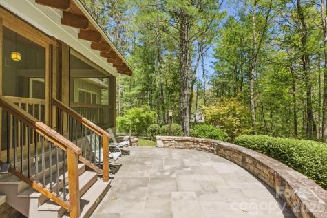 31 Ashbrook Meadows Fletcher NC 28732