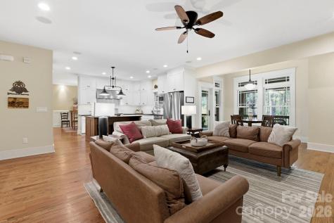 31 Ashbrook Meadows Fletcher NC 28732