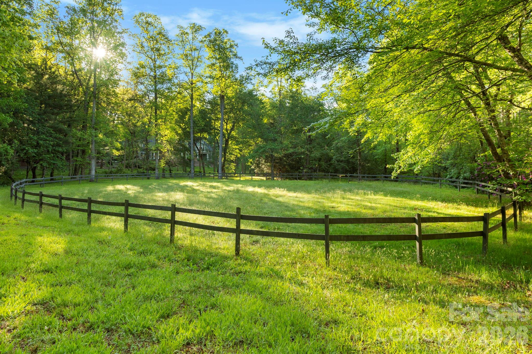 31 Ashbrook Meadows Fletcher NC 28732