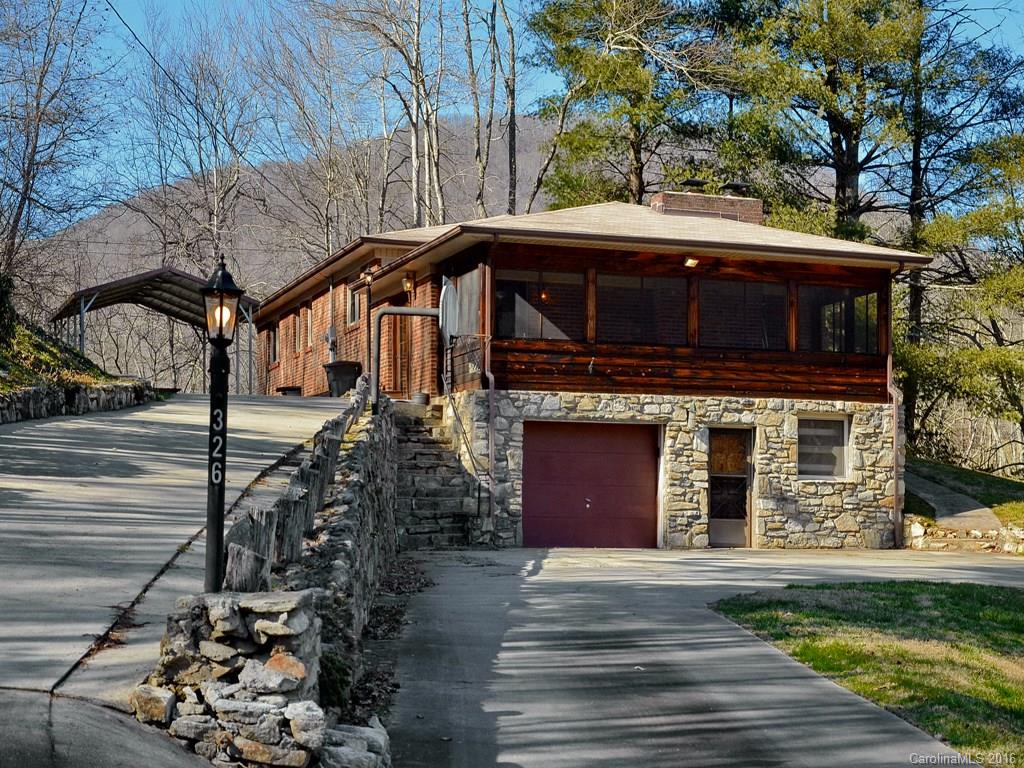 326 Robinson Road Clyde NC 28721
