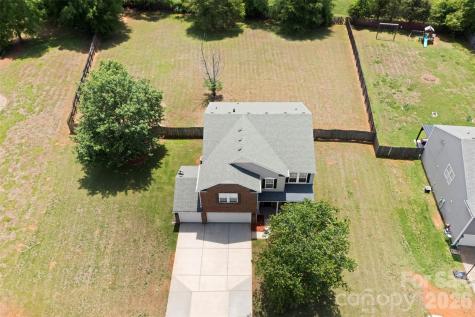 1720 Grove Tree Lane Clover SC 29710