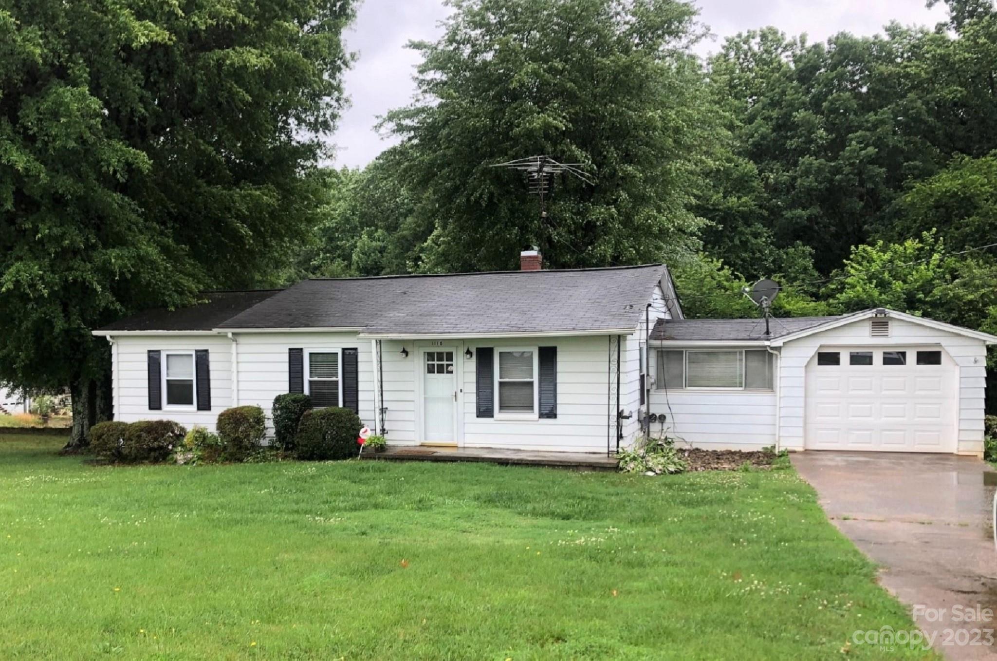 1116 21st Street Drive SE Hickory NC 28602