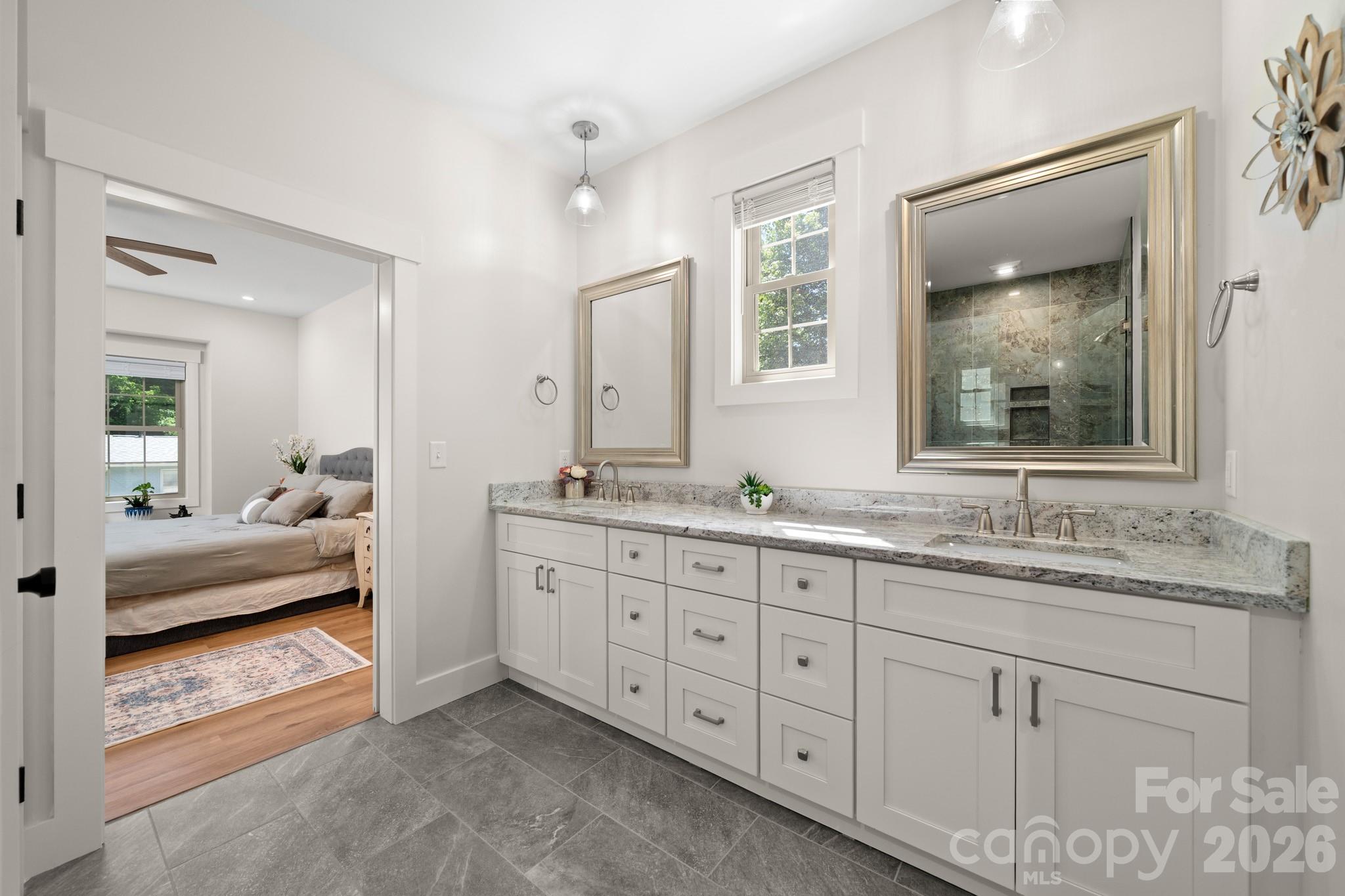 445 Governors View Road Asheville NC 28805