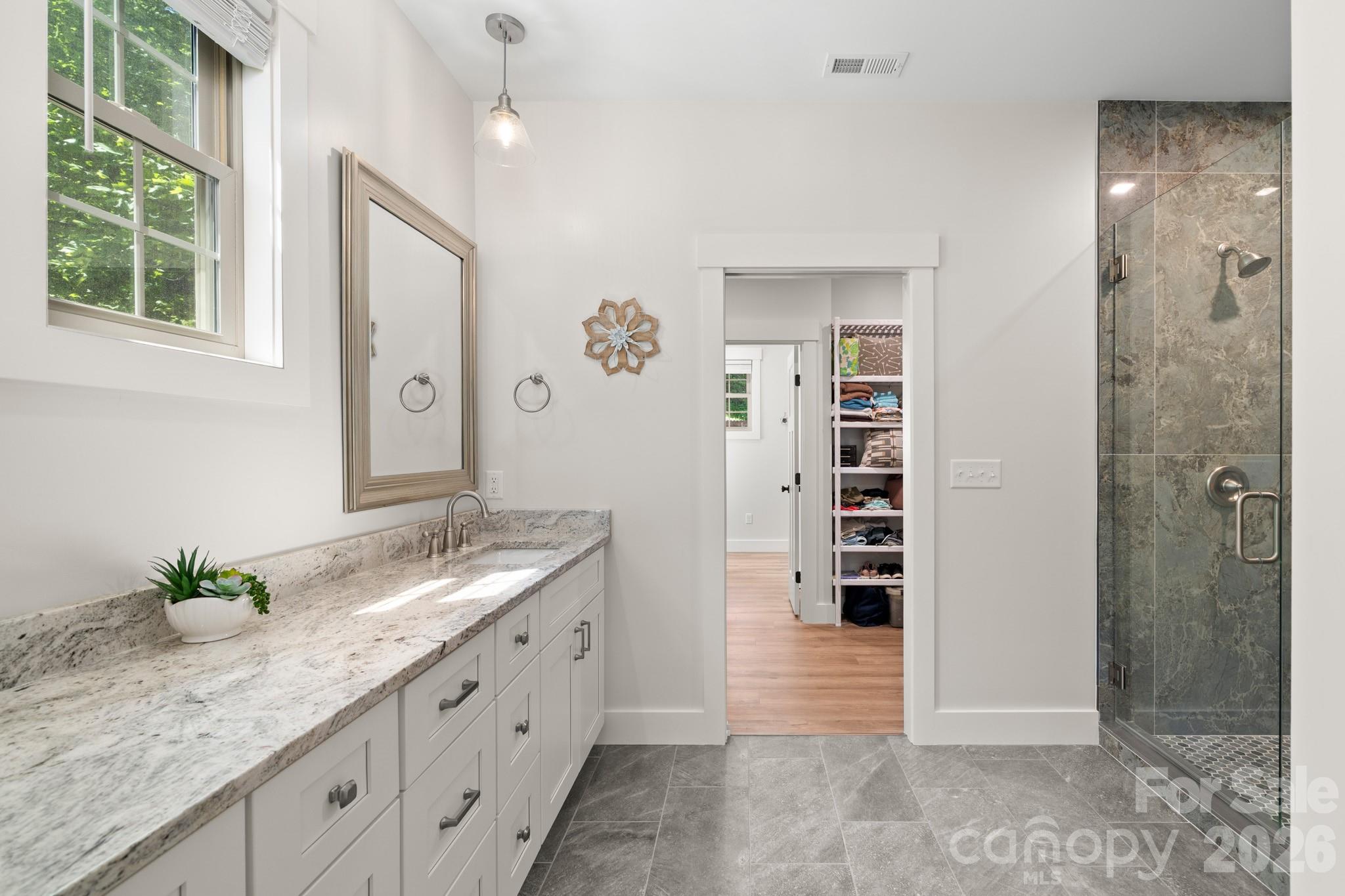 445 Governors View Road Asheville NC 28805