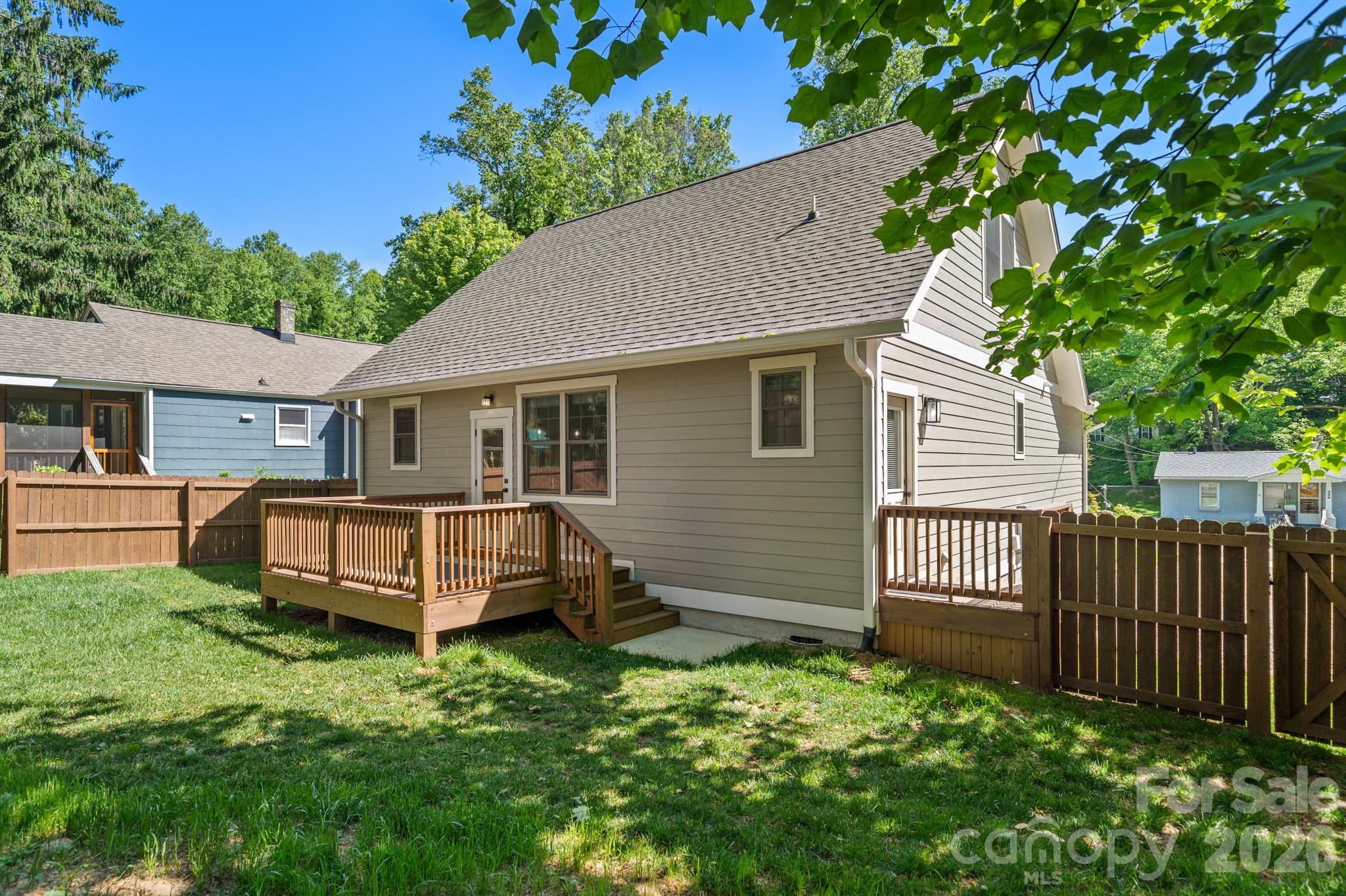 445 Governors View Road Asheville NC 28805